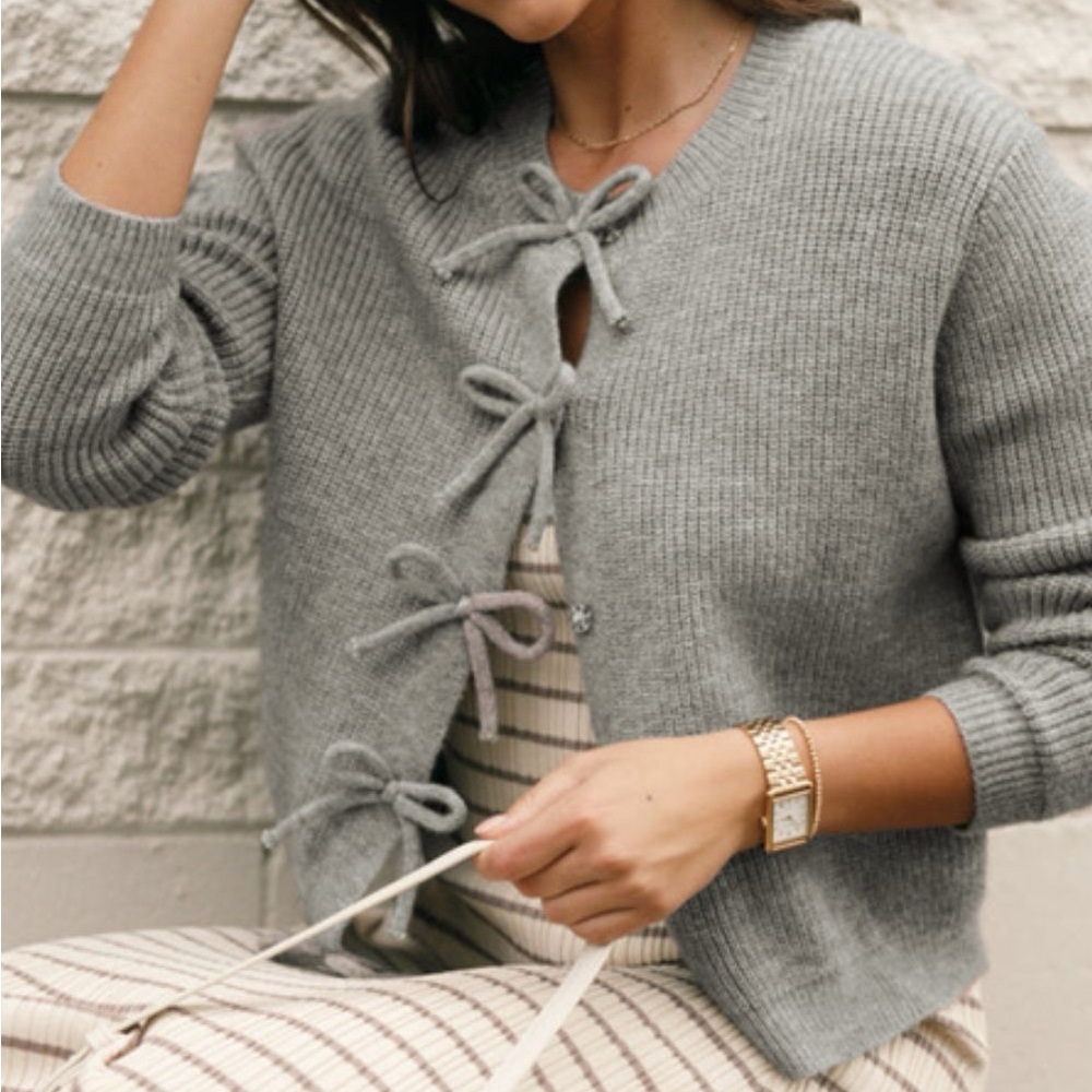 Bow Round Neck Long Sleeve Cardigan - Picture 2 of 8